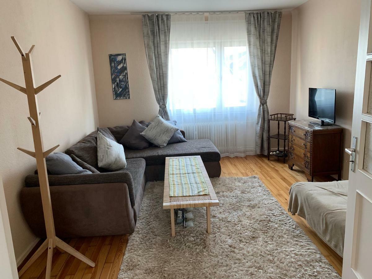 Moderne Ferienwohnung Mit Balkon Im Schoenen Saarland Діллінген Екстер'єр фото